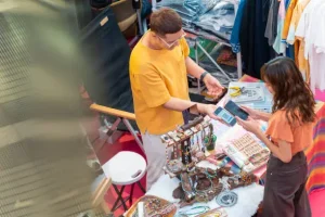 Read more about the article Sustainable Travel Products: Travel Responsibly with Moon My Destination